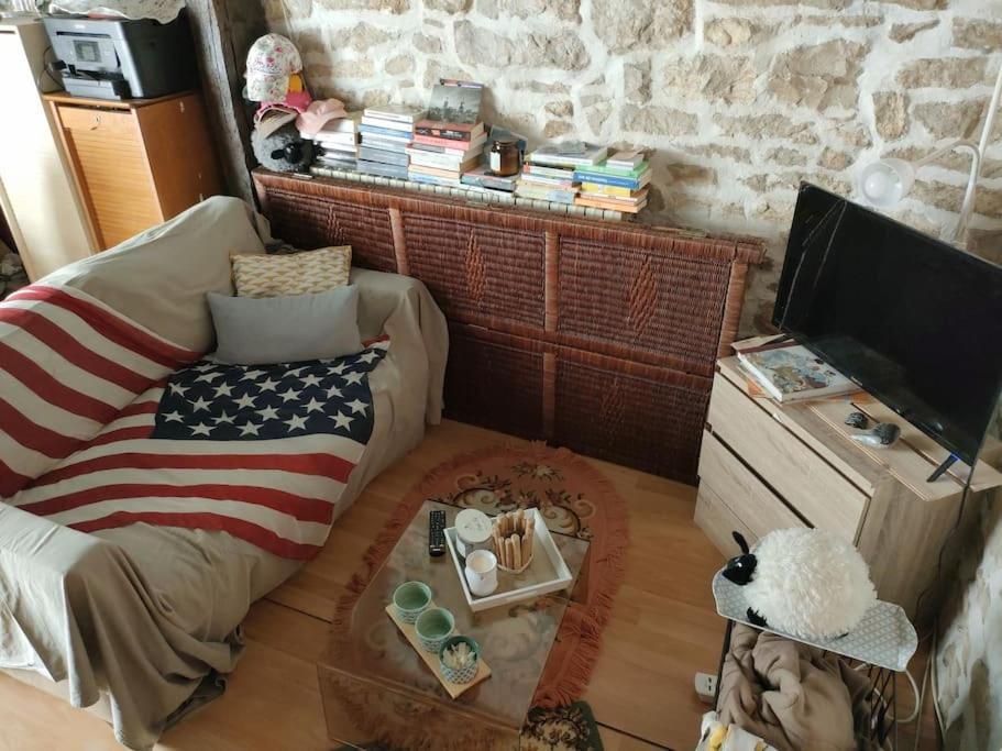 Appartement Le Cloitre à Dole Extérieur photo