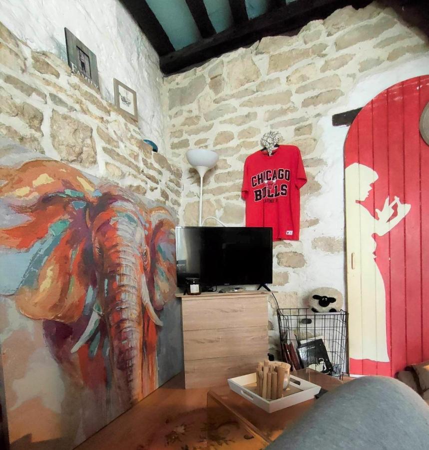 Appartement Le Cloitre à Dole Extérieur photo