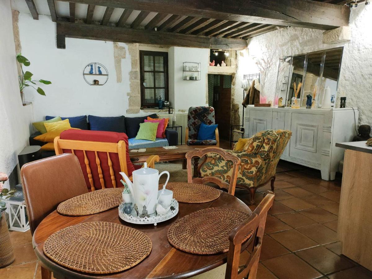 Appartement Le Cloitre à Dole Extérieur photo